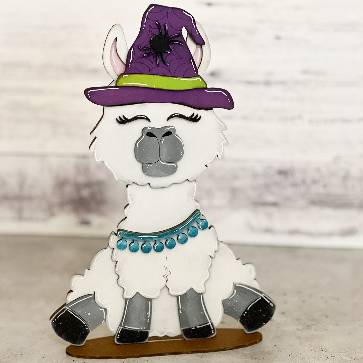 Llama w Interchangeable Hats