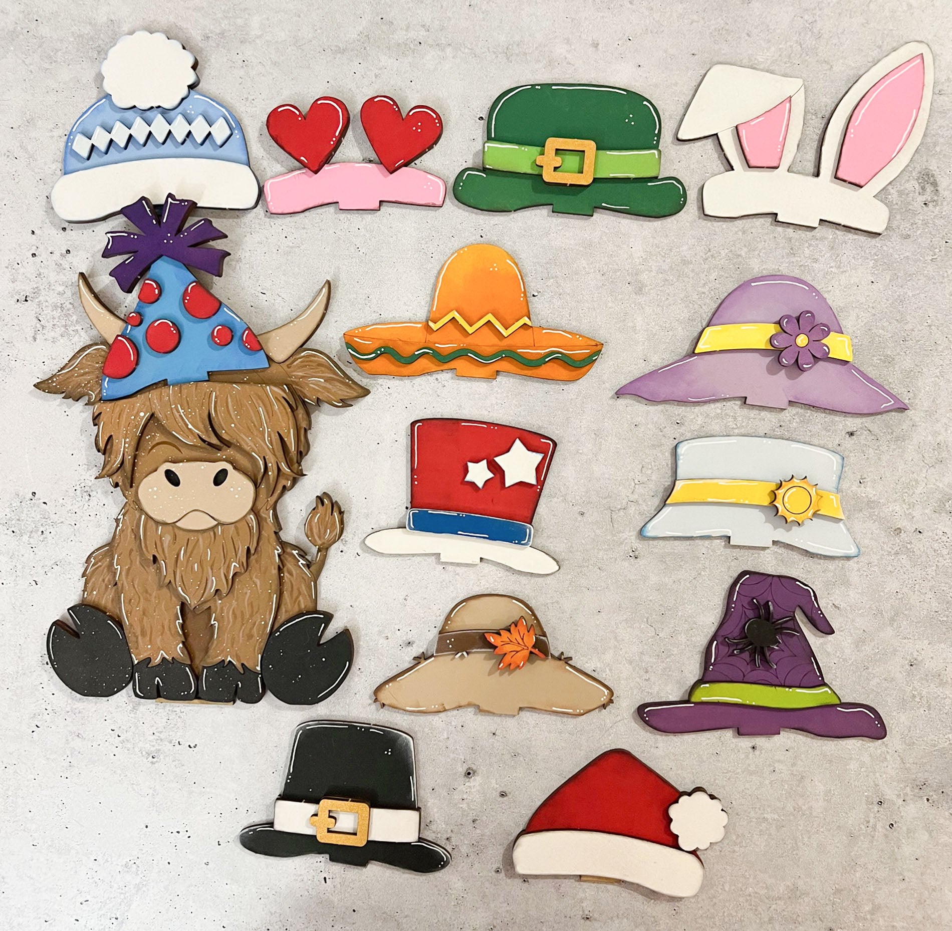 Raccoon w Interchangeable Hats
